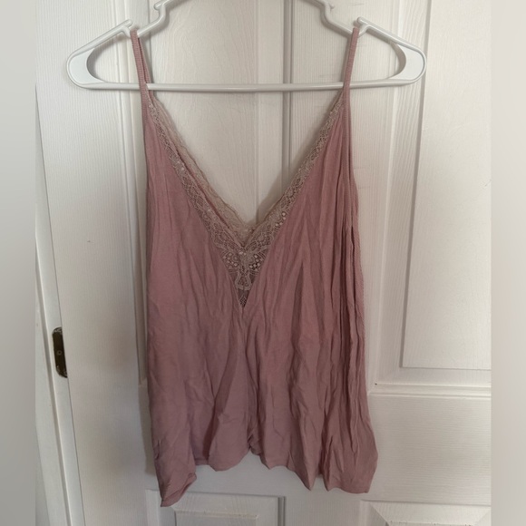 American Eagle Outfitters Tops - American Eagle Pink Lace Trim Cami Top